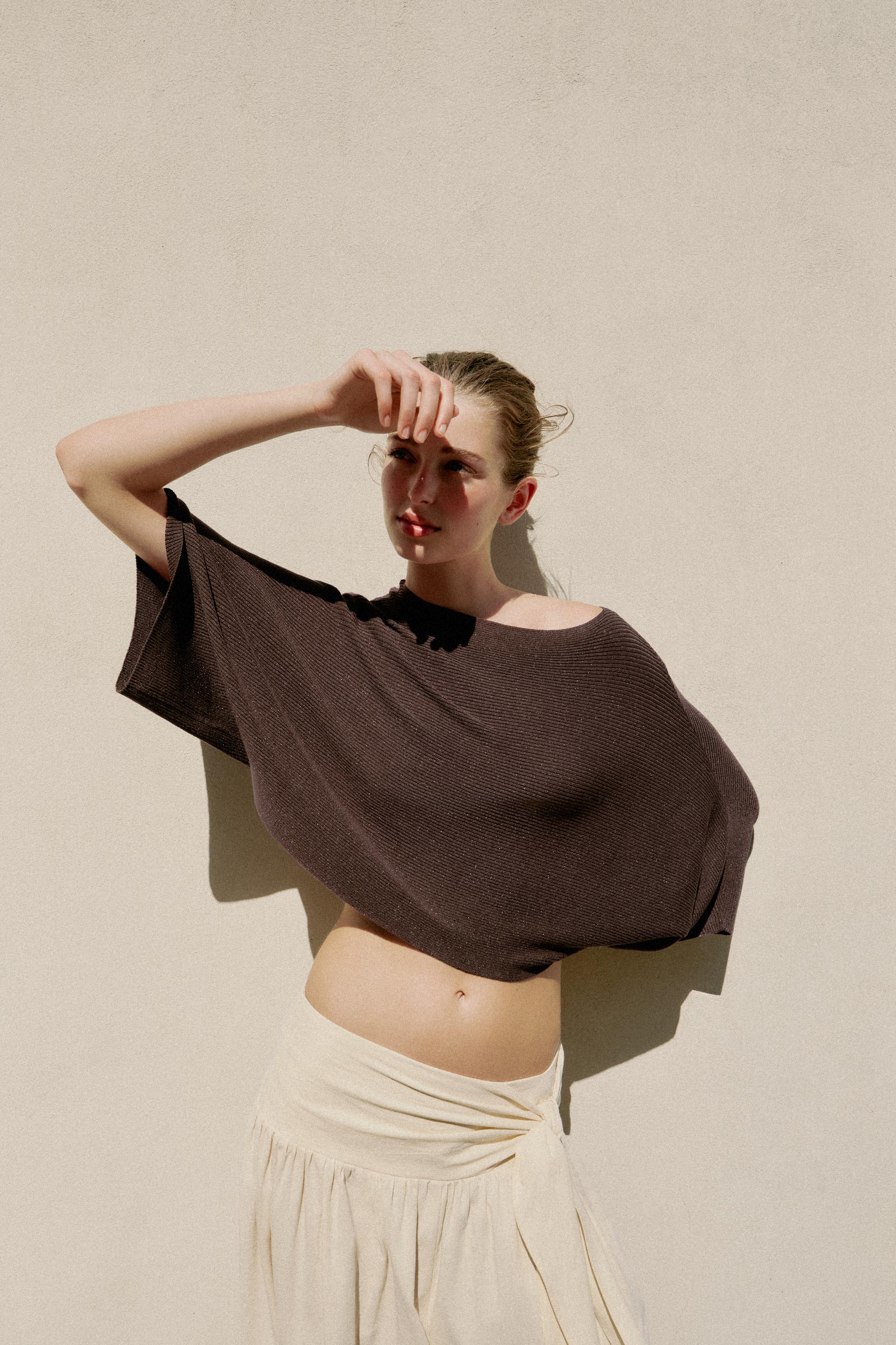 CROPPED CAPE JUMPER